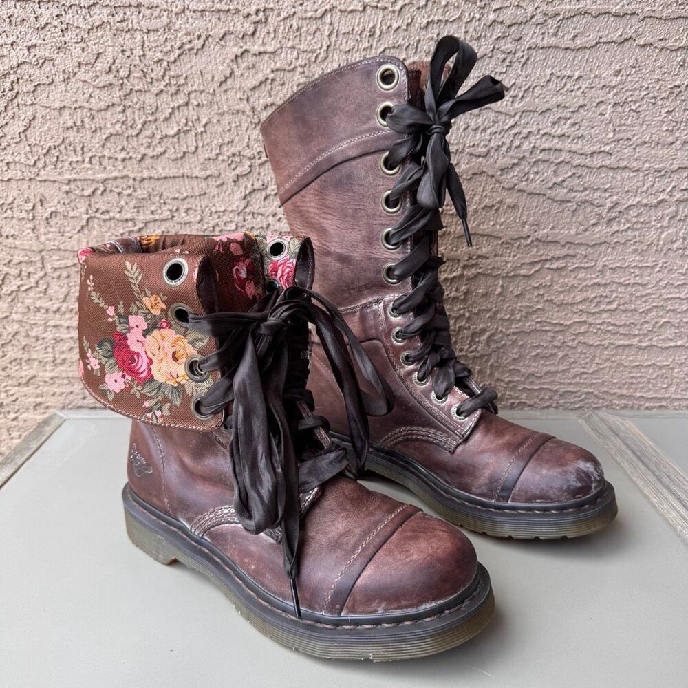 Dr. Martens Triumph Boots Womens Sz 8 Brown Pink Floral Foldover Tall Combat - Picture 14 of 16